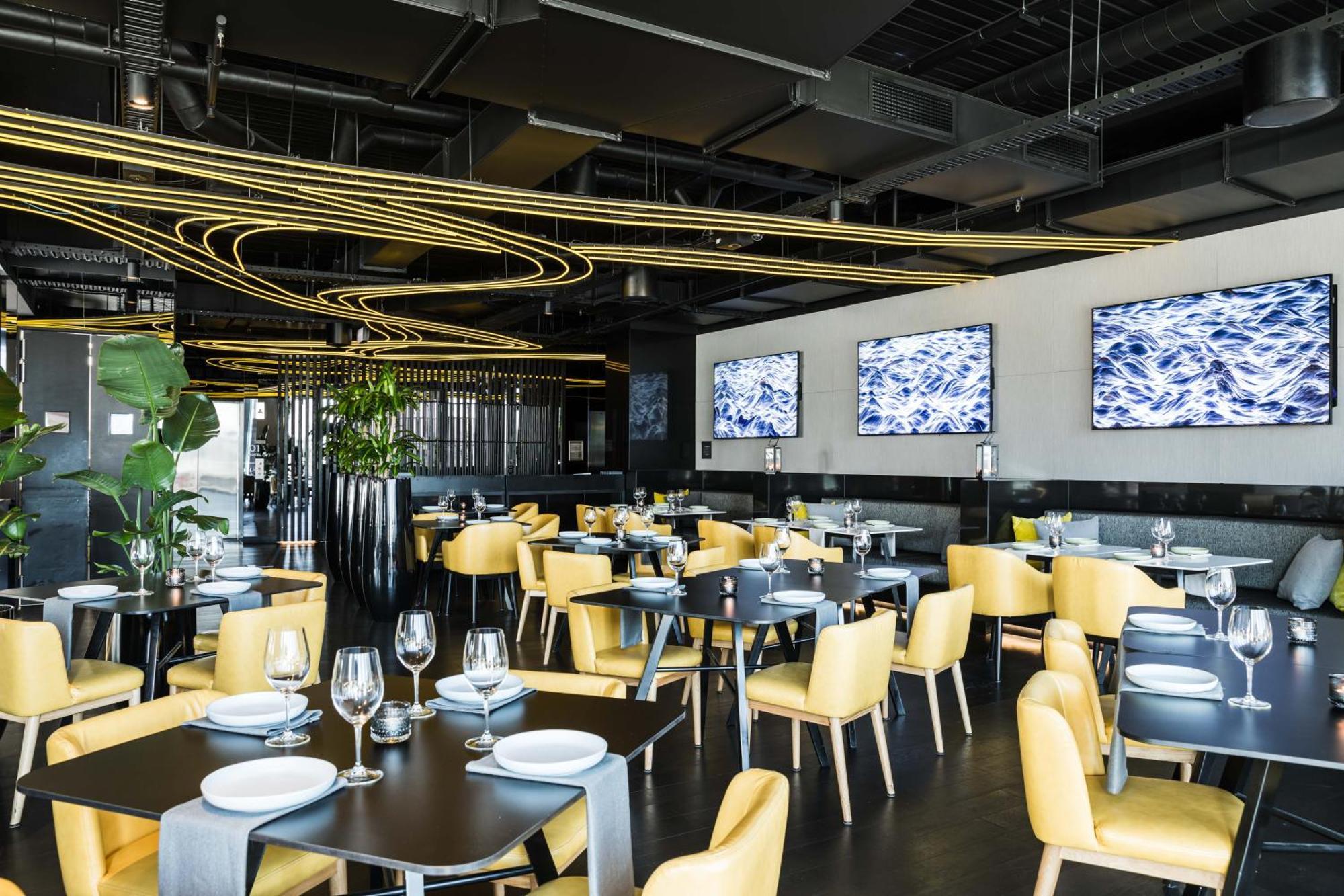 Готель Peppers Docklands Мельбурн Екстер'єр фото Interior of the restaurant